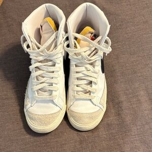 Women’s nike blazers